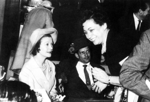 María Teresa recibe a la actriz Vivian Leigh